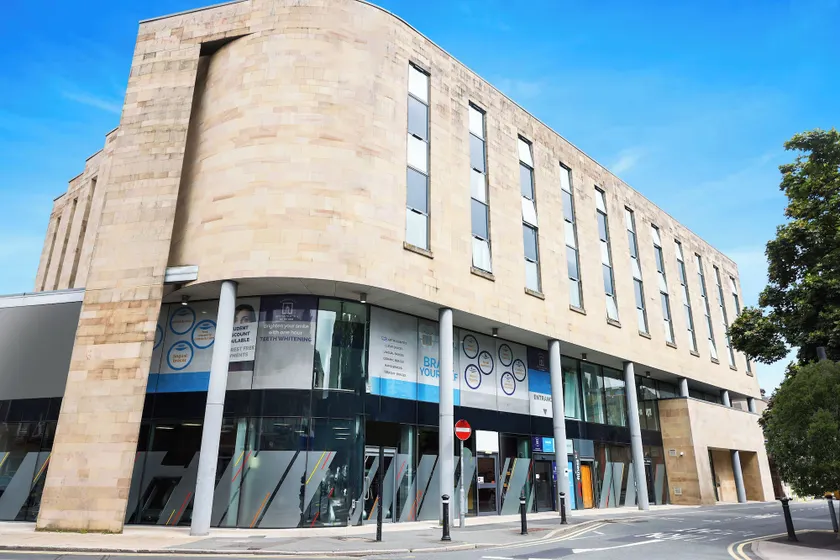 GO2 Lancaster Centre Hotel by OYO - Image 1