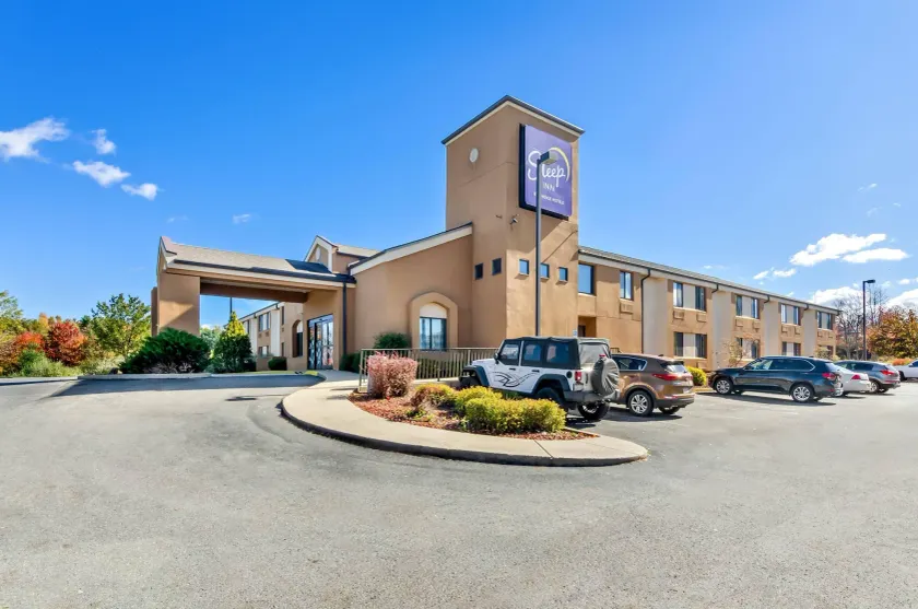 Sleep Inn Beaver- Beckley - Image 1