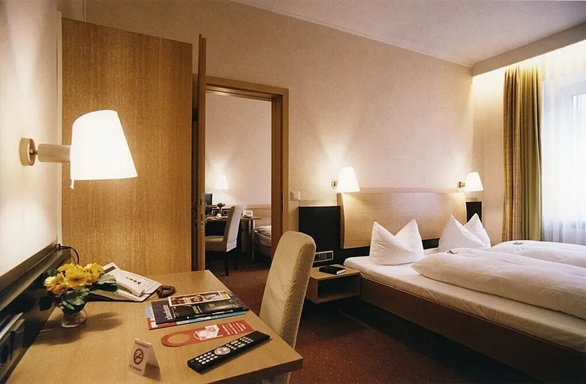 Hotel Jedermann - Image 1