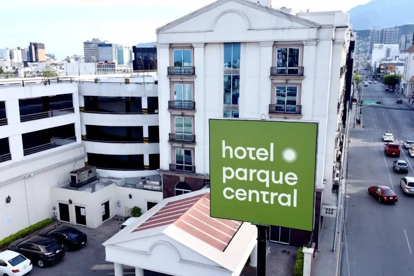Hotel Parque Central - Image 1
