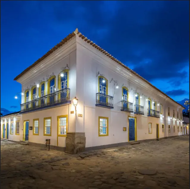 Sandi Hotel - Image 1