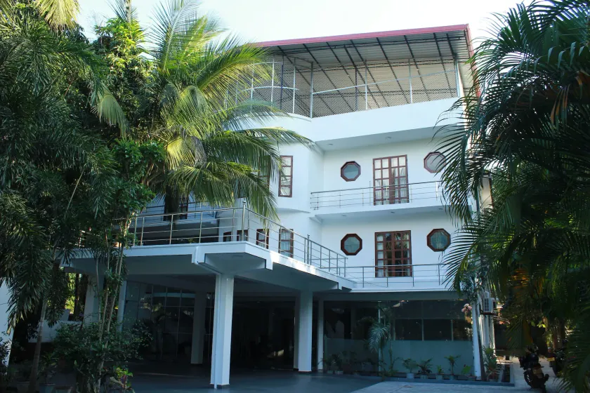 Ananthi HOTELS - Image 1