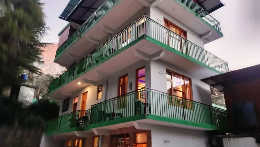 Lill Sparrow by Verdant escapes hospitality - Image 1