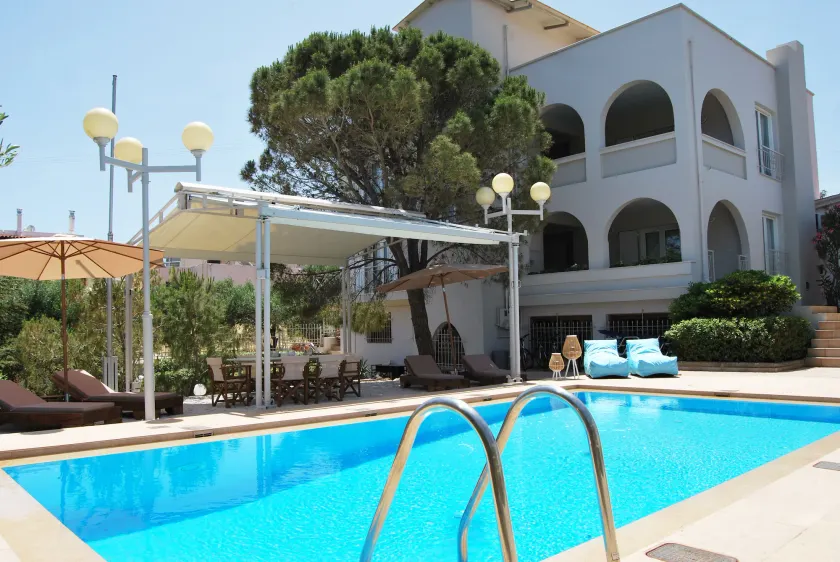 Chrysiida Suites - Image 1
