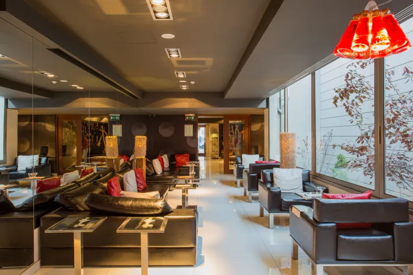 Porto Trindade Hotel - Image 1
