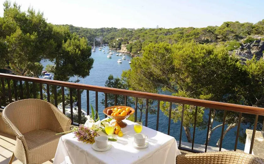 Apartamentos Cala Figuera - Image 1