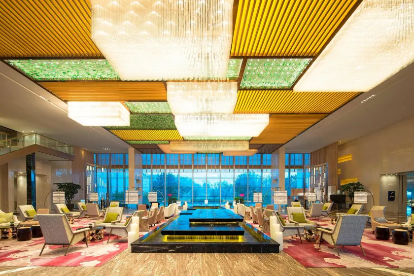 Sheraton Langfang Chaobai River Hotel - Image 1