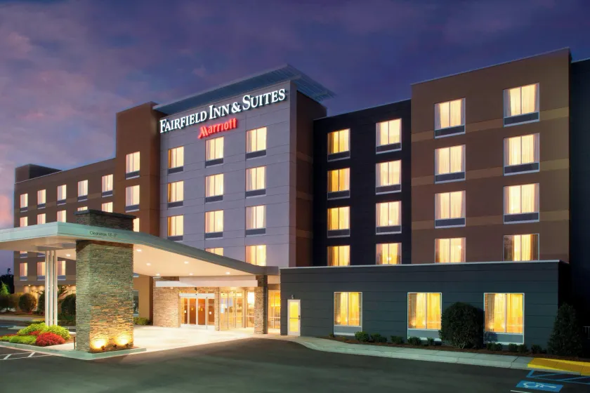 Fairfield Inn & Suites by Marriott Atlanta Gwinnett Place - Image 1