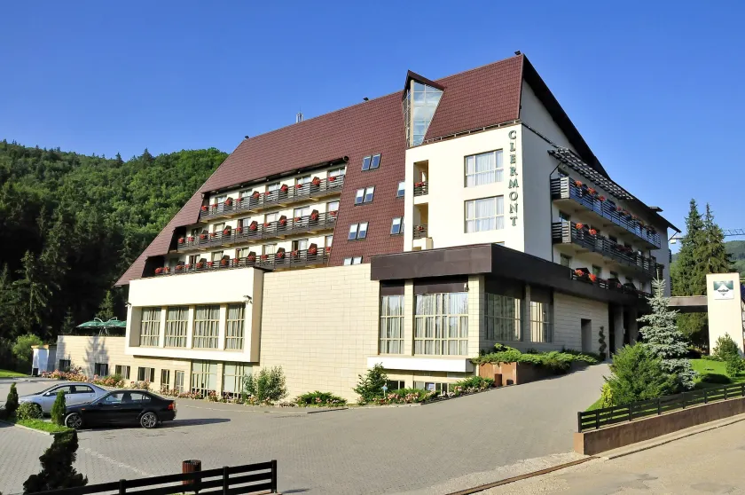 Hotel Clermont - Image 1
