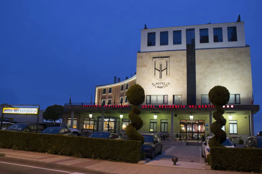 Hotel Helmántico - Image 1