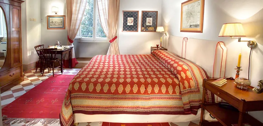 Hotel Bonifacio - Image 1