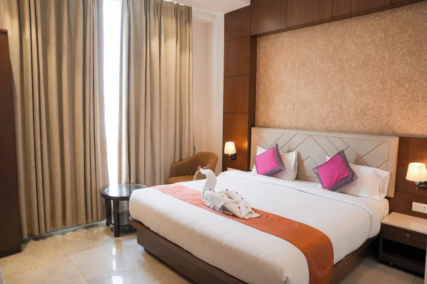 Sanzha Chulha Hotel - Image 1