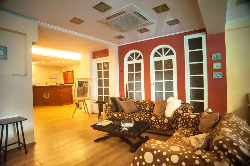 Hotel Methanion - Image 1