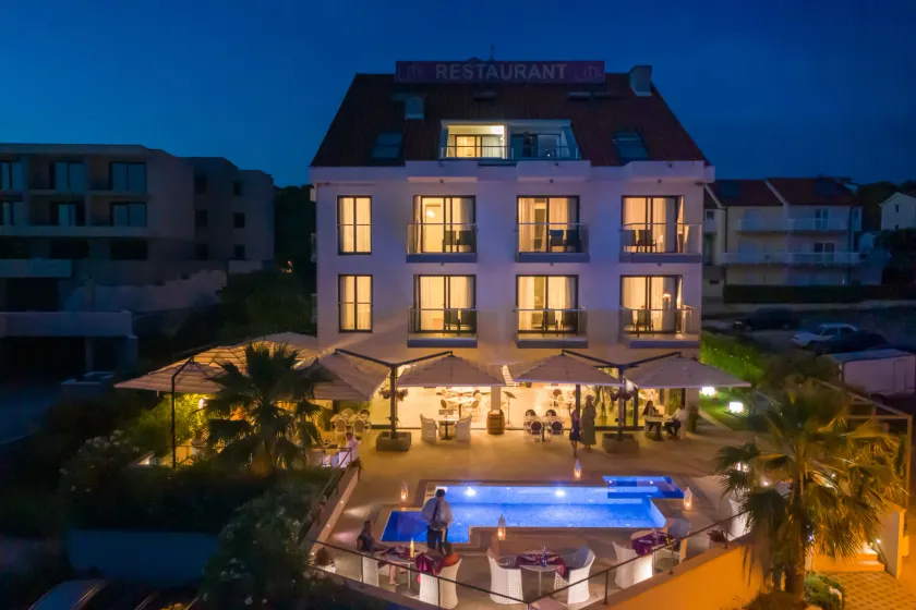 Boutique Hotel Life - Image 1