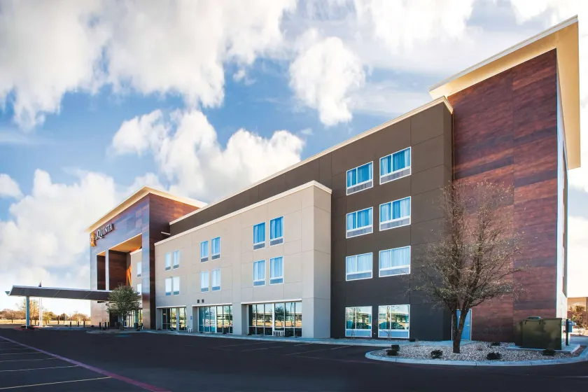 La Quinta by Wyndham Lubbock South - Image 1