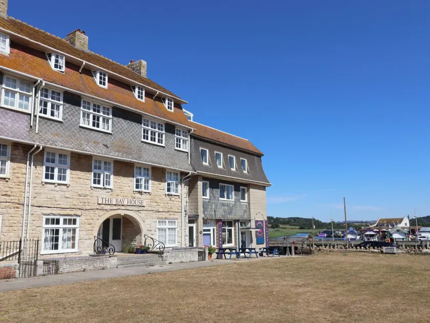 Flat F Bay House - Image 1
