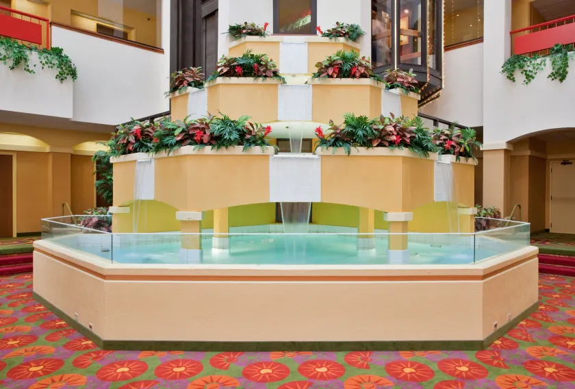 Holiday Inn & Suites Springfield - I-44 by IHG - Lobby