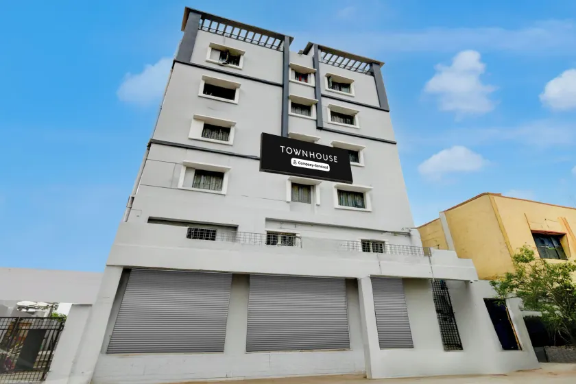 Super Townhouse Vanasthalipuram Near Deer National Park - Image 1