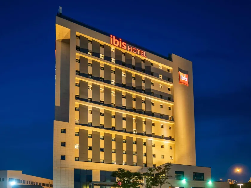 Ibis Istanbul Tuzla - Image 1