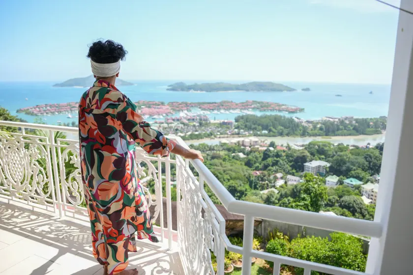 Beau Soleil Stunning Sea View One Bedroom Apartment - Image 1