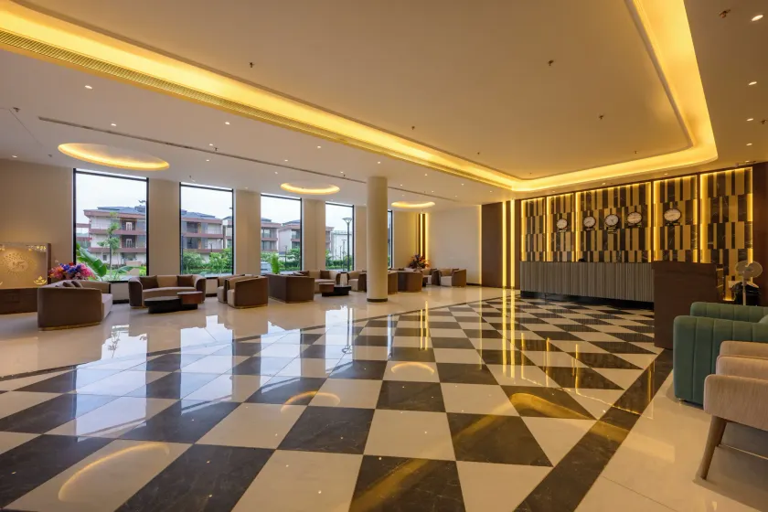 NANDGAON KASHI RESORT and SPA - Vestíbulo