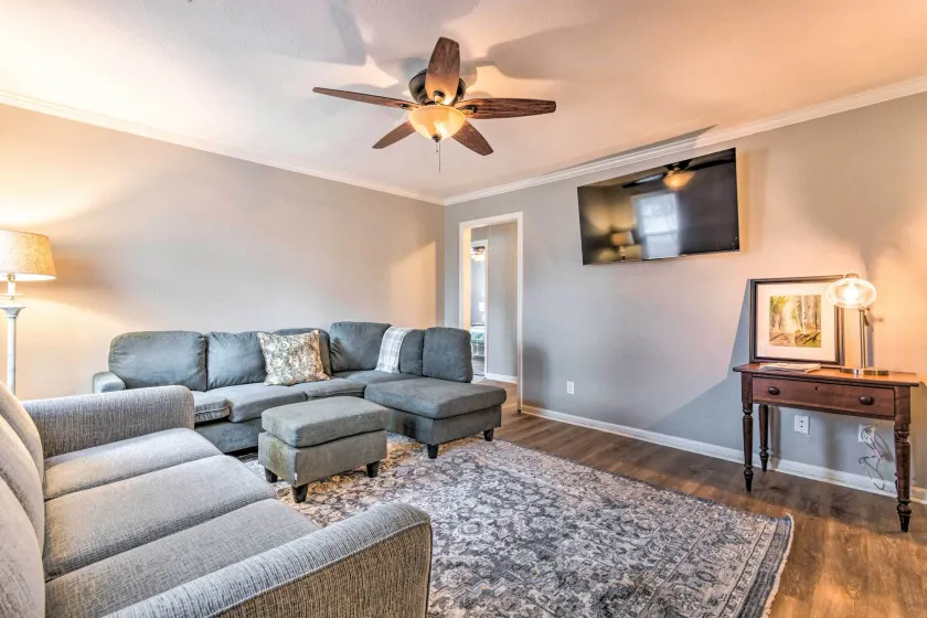 Vacation Rental Home ~ 15 Mi to Little Rock - Image 1