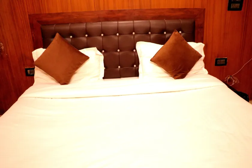 Hotel Rajat Residency Bijnor - Værelse