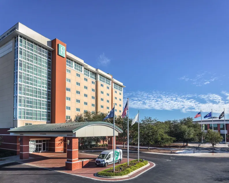 Embassy Suites by Hilton Charleston Airport Convention Ctr - Image 1