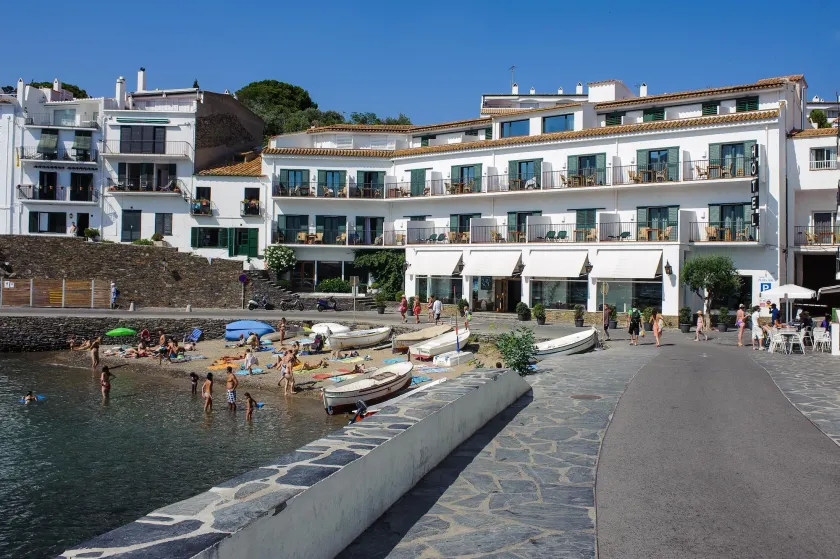 Hotel Playa Sol - Image 1