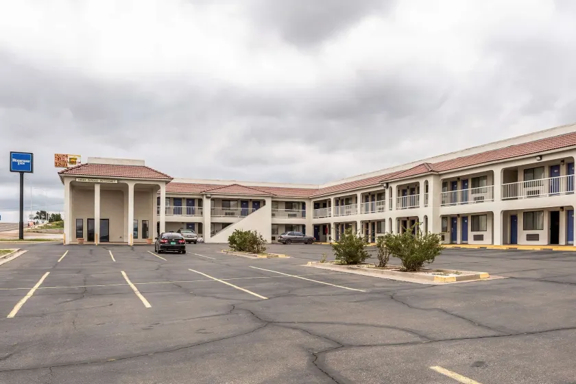 Rodeway Inn Santa Rosa - Image 1