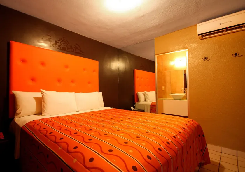 Motel Diana  - Image 1