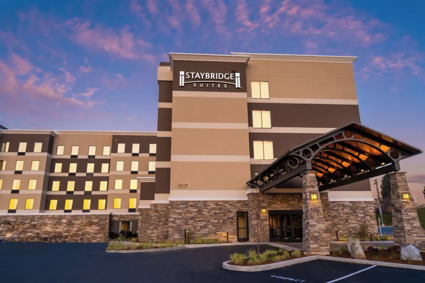 Staybridge Suites Coeur d'Alene by IHG - Image 1