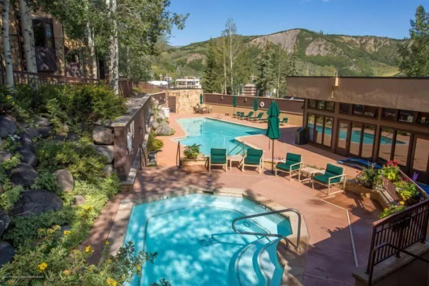 Spacieuse résidence ski-in/ski-out 2 chambres à Snowmass Village avec piscine chauffée ! - Extérieur