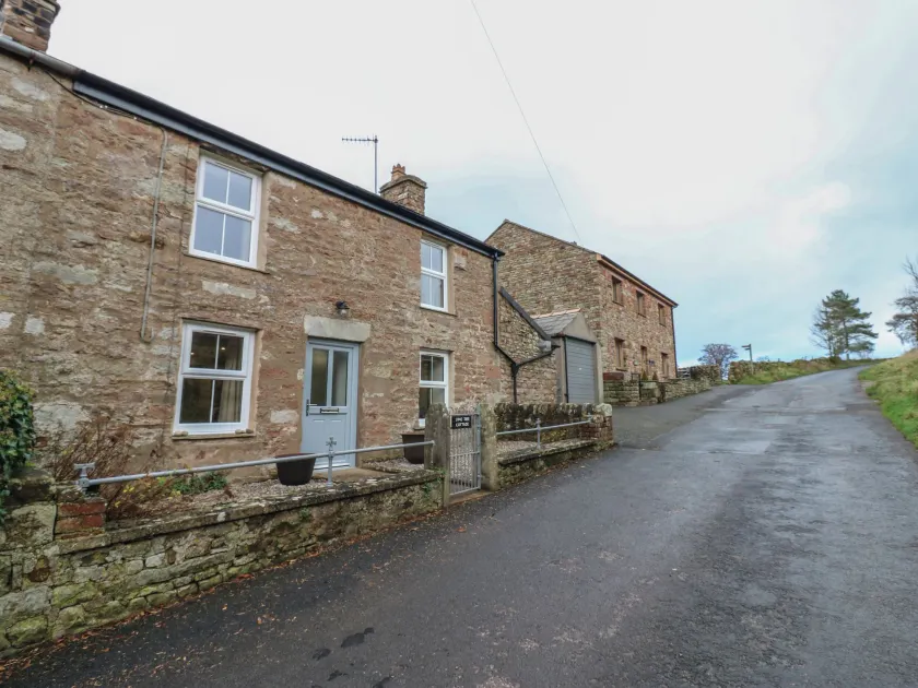 Lime Tree Cottage - Image 1