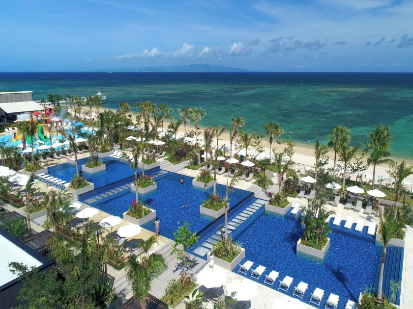 FUSAKI BEACH RESORT HOTEL & VILLAS - Image 1