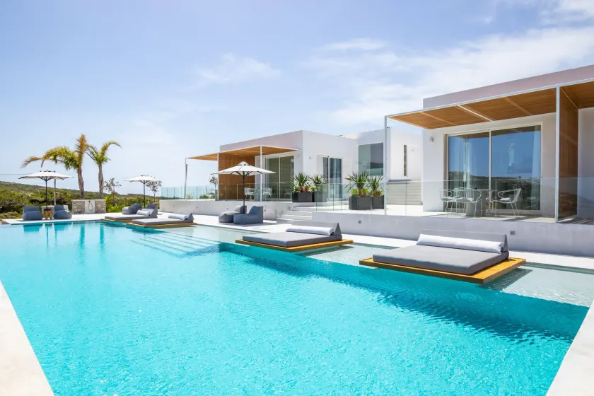 ISTIA LUXURY VILLAS - Image 1