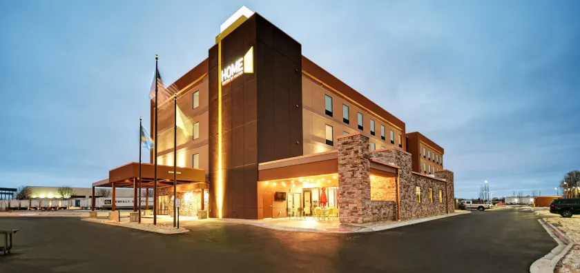 Home2 Suites by Hilton Beloit - Image 1