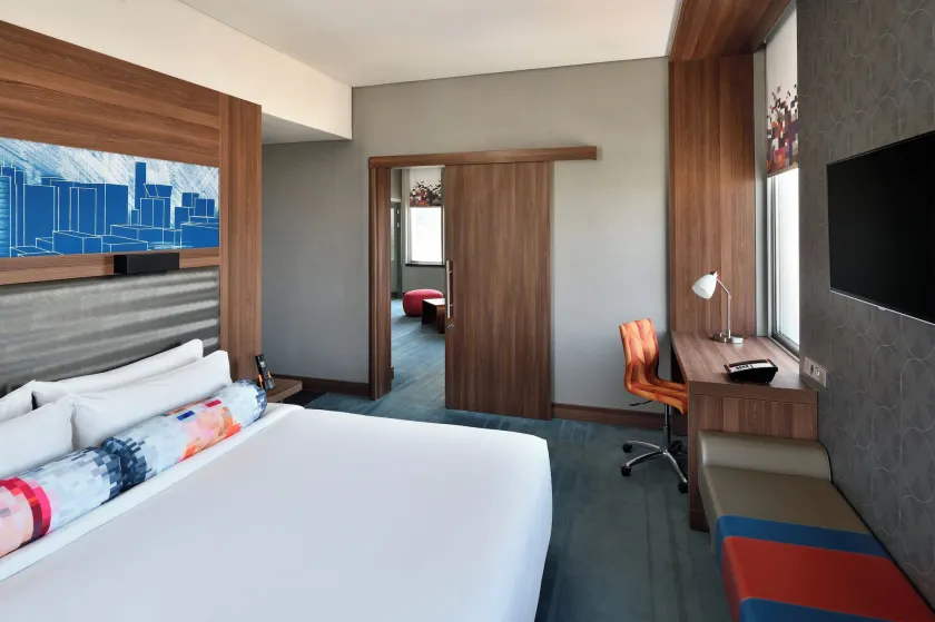 Aloft by Marriott Riyadh Hotel - Image 1