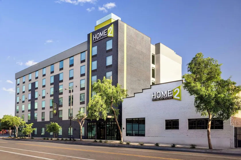 Home2 Suites by Hilton Phoenix Downtown - Image 1