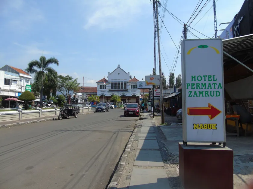 Hotel Permata Zamrud  - Image 1