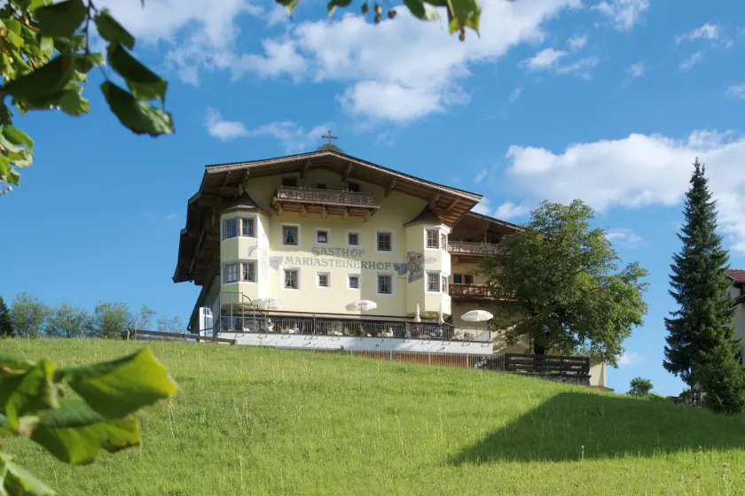 Hotel & Chalets Mariasteinerhof - Image 1