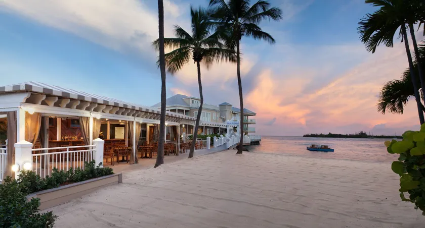Pier House Resort & Spa - Image 1