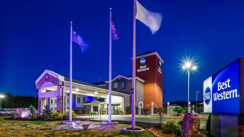 Best Western Travelers Rest/Greenville - Image 1