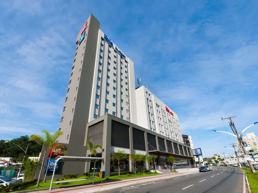 ibis Navegantes Itajai - Image 1