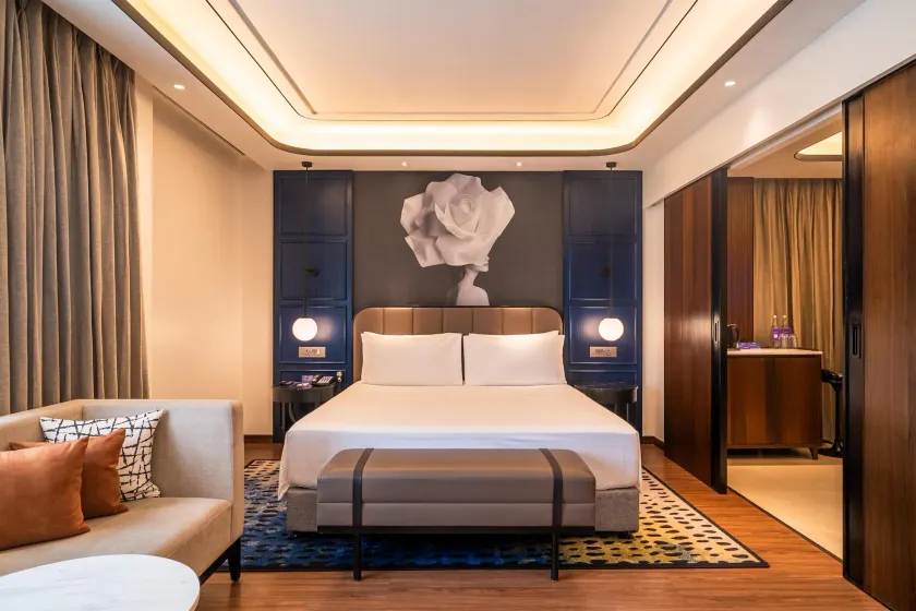 Radisson Blu Hotel Ahmedabad - Image 1
