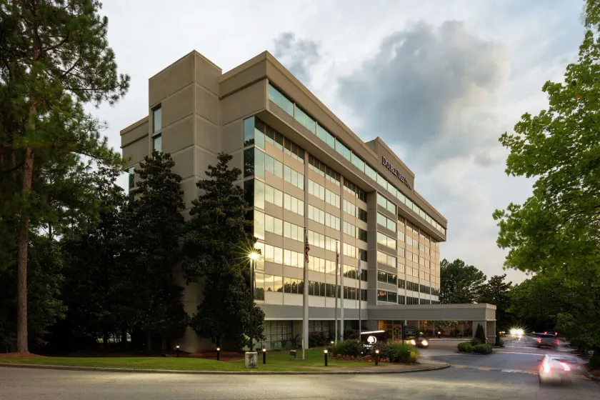 DoubleTree by Hilton Birmingham Perimeter Park - Image 1