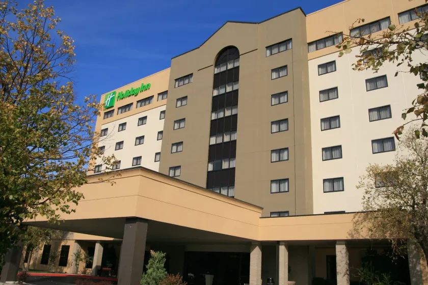Holiday Inn Springdale-Fayetteville Area by IHG - Image 1