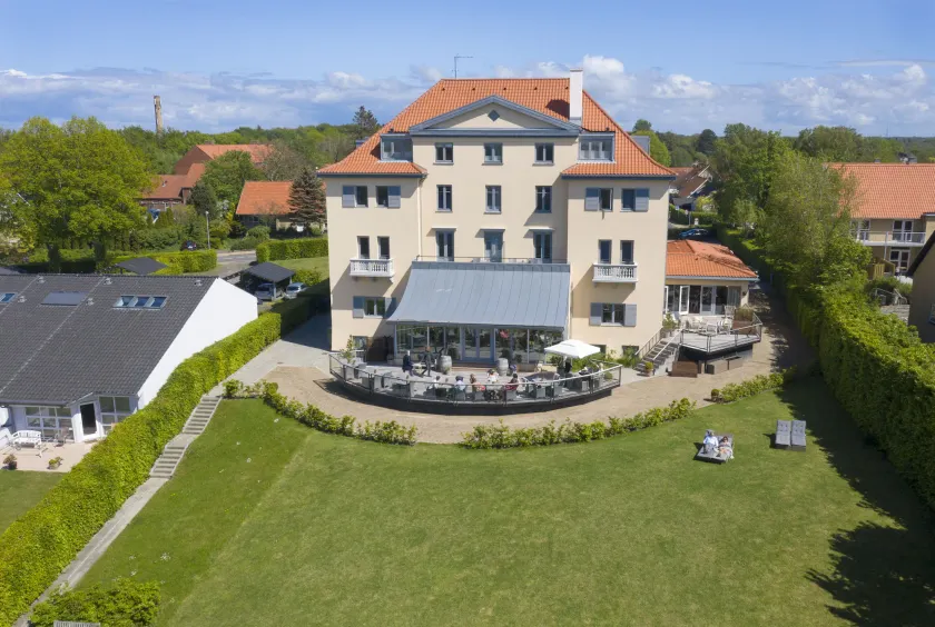 Hotel Bretagne - Image 1