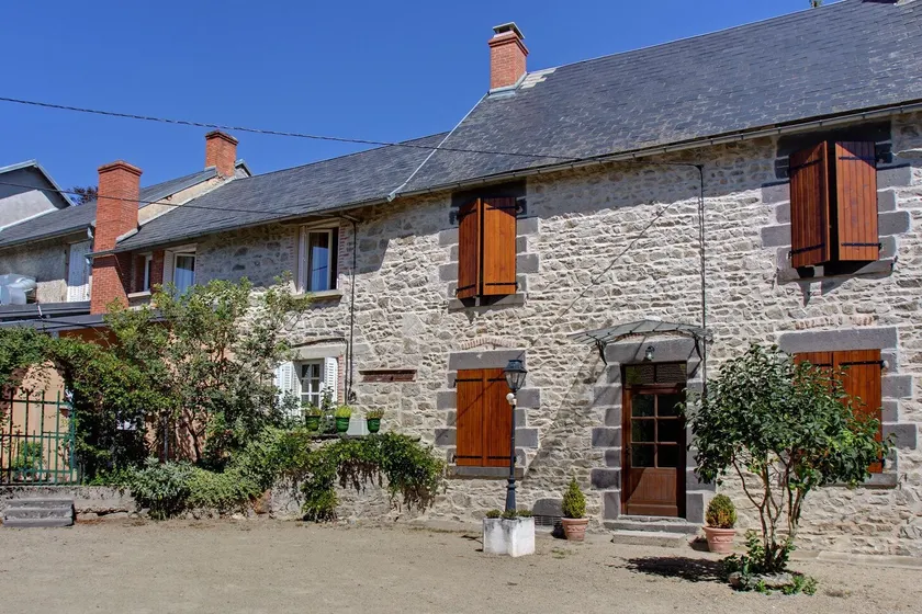 Hôtel Le Relais d'Auvergne Saint Gervais d'Auvergne - Image 1