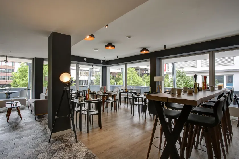 Vienna House Easy by Wyndham Dortmund City - Image 1
